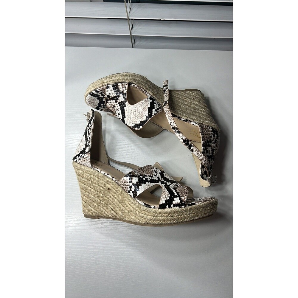 Brand New Yoki Wedge Shoes Leera - 12 StyleSnake Print 10 Inch Heel US Size 8,5